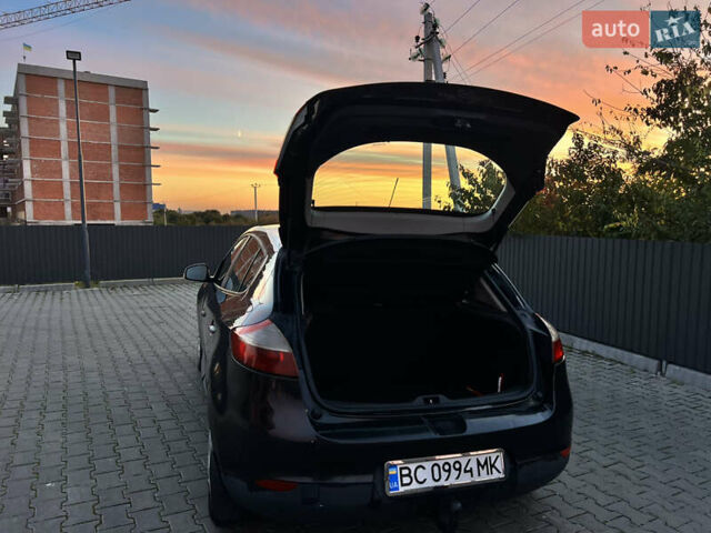 Черный Рено Меган, объемом двигателя 1.46 л и пробегом 224 тыс. км за 5800 $, фото 8 на Automoto.ua