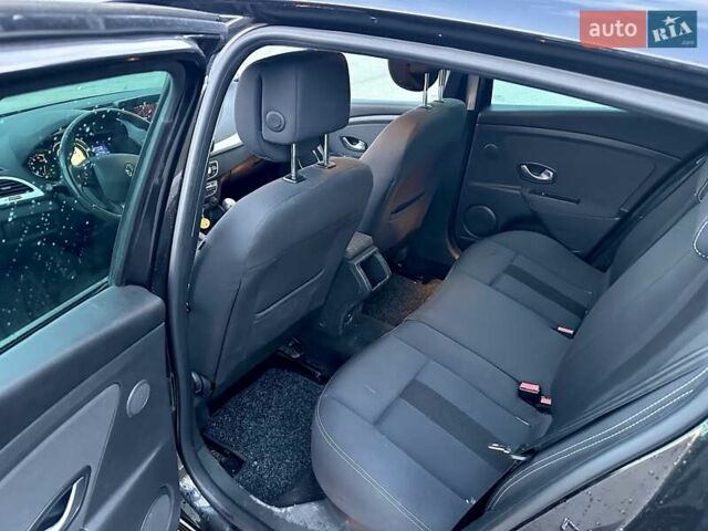 Рено Меган 2009 в Львове на Automoto.ua Черный Рено Меган, объемом двигателя 1.6 л и пробегом 160 тыс. км за 7500 $, фото 14 на Automoto.ua