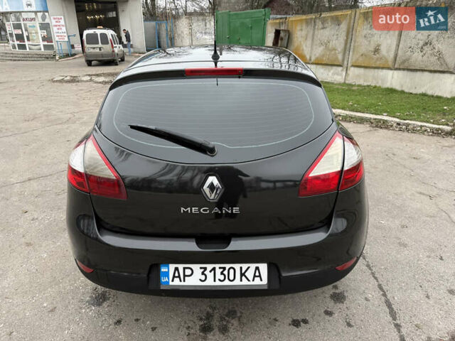 Черный Рено Меган, объемом двигателя 1.5 л и пробегом 261 тыс. км за 5500 $, фото 11 на Automoto.ua