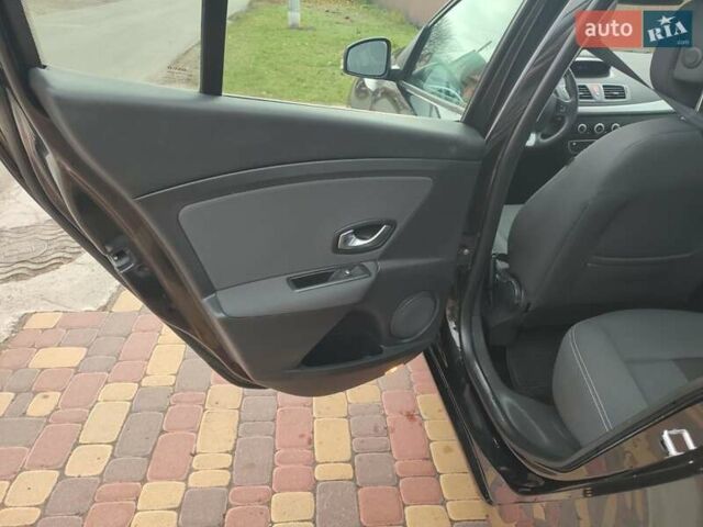 Черный Рено Меган, объемом двигателя 1.6 л и пробегом 185 тыс. км за 7200 $, фото 9 на Automoto.ua