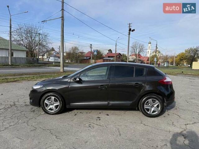 Черный Рено Меган, объемом двигателя 1.6 л и пробегом 184 тыс. км за 6950 $, фото 5 на Automoto.ua