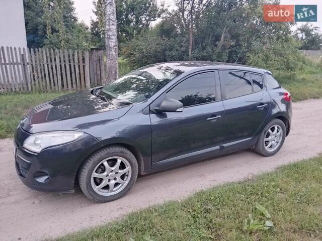 Рено Меган 2009 в Сумах на Automoto.ua Черный Рено Меган, объемом двигателя 1.4 л и пробегом 310 тыс. км за 5800 $, фото 10 на Automoto.ua