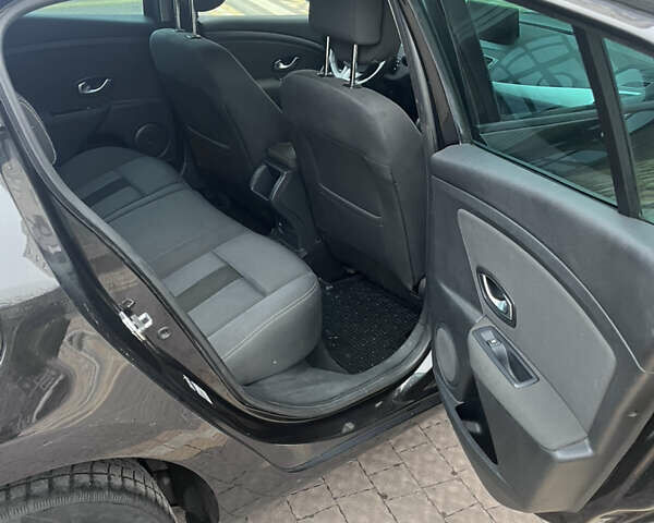 Чорний Рено Меган, об'ємом двигуна 1.46 л та пробігом 322 тис. км за 5000 $, фото 5 на Automoto.ua