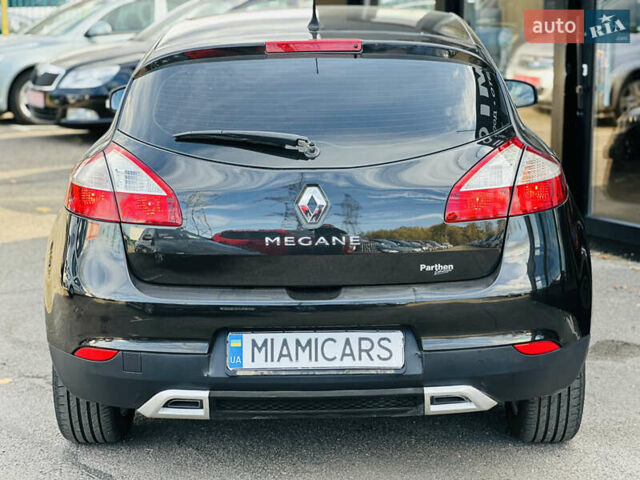 Рено Меган 2009 у Харкові на Automoto.ua Чорний Рено Меган, об'ємом двигуна 1.6 л та пробігом 184 тис. км за 7100 $, фото 5 на Automoto.ua