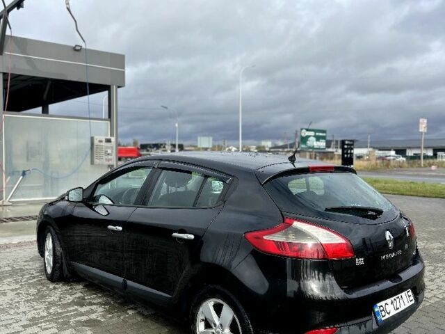 Рено Меган 2009 в Львове на Automoto.ua Черный Рено Меган, объемом двигателя 1.5 л и пробегом 261 тыс. км за 6300 $, фото 4 на Automoto.ua