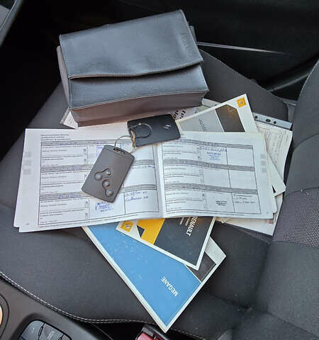 Черный Рено Меган, объемом двигателя 1.4 л и пробегом 220 тыс. км за 7200 $, фото 21 на Automoto.ua