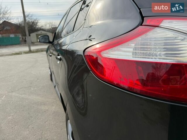 Черный Рено Меган, объемом двигателя 1.6 л и пробегом 184 тыс. км за 6700 $, фото 11 на Automoto.ua
