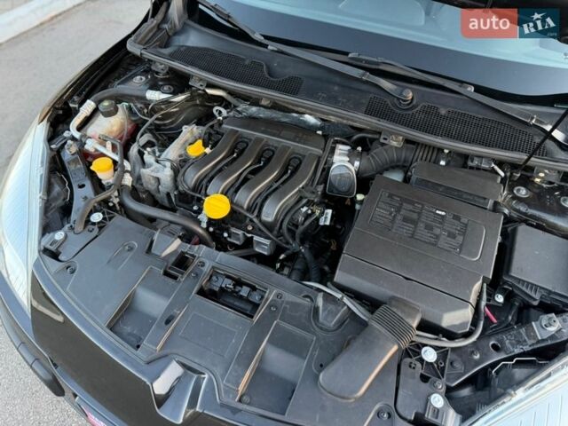 Черный Рено Меган, объемом двигателя 1.6 л и пробегом 171 тыс. км за 7300 $, фото 84 на Automoto.ua