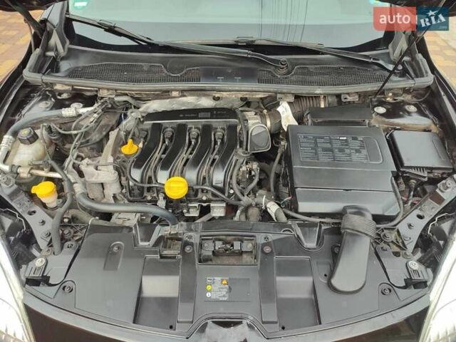 Черный Рено Меган, объемом двигателя 1.6 л и пробегом 185 тыс. км за 7200 $, фото 1 на Automoto.ua