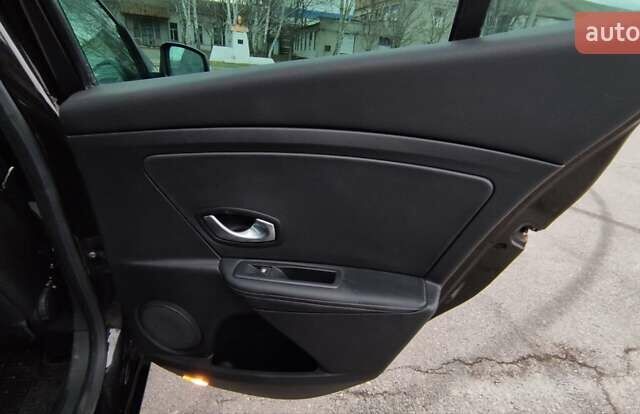 Чорний Рено Меган, об'ємом двигуна 1.5 л та пробігом 218 тис. км за 7200 $, фото 14 на Automoto.ua