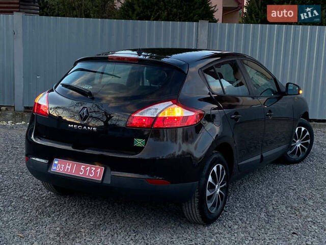 Рено Меган 2009 у Самборе на Automoto.ua Чорний Рено Меган, об'ємом двигуна 1.6 л та пробігом 208 тис. км за 6499 $, фото 35 на Automoto.ua