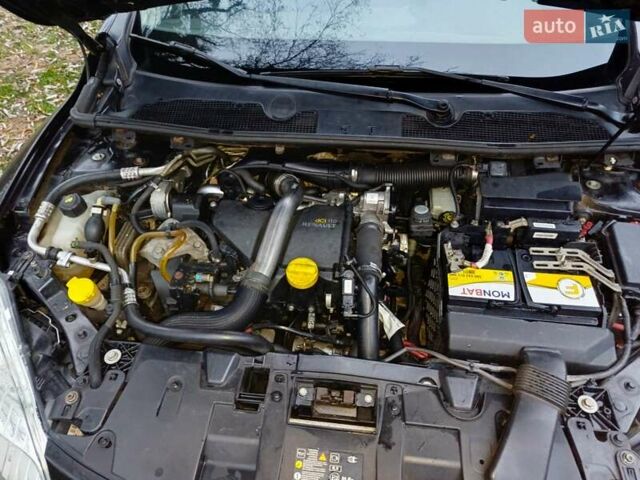 Чорний Рено Меган, об'ємом двигуна 1.5 л та пробігом 266 тис. км за 6900 $, фото 6 на Automoto.ua