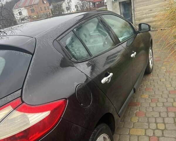 Чорний Рено Меган, об'ємом двигуна 1.46 л та пробігом 319 тис. км за 5000 $, фото 4 на Automoto.ua