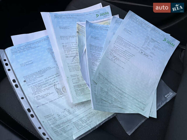 Чорний Рено Меган, об'ємом двигуна 1.6 л та пробігом 225 тис. км за 7150 $, фото 22 на Automoto.ua