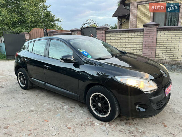 Чорний Рено Меган, об'ємом двигуна 1.6 л та пробігом 225 тис. км за 7150 $, фото 19 на Automoto.ua