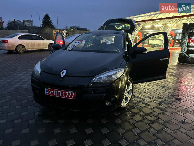 Черный Рено Меган, объемом двигателя 1.6 л и пробегом 155 тыс. км за 7700 $, фото 3 на Automoto.ua