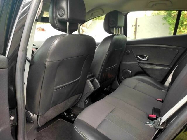 Черный Рено Меган, объемом двигателя 1.4 л и пробегом 198 тыс. км за 6500 $, фото 19 на Automoto.ua