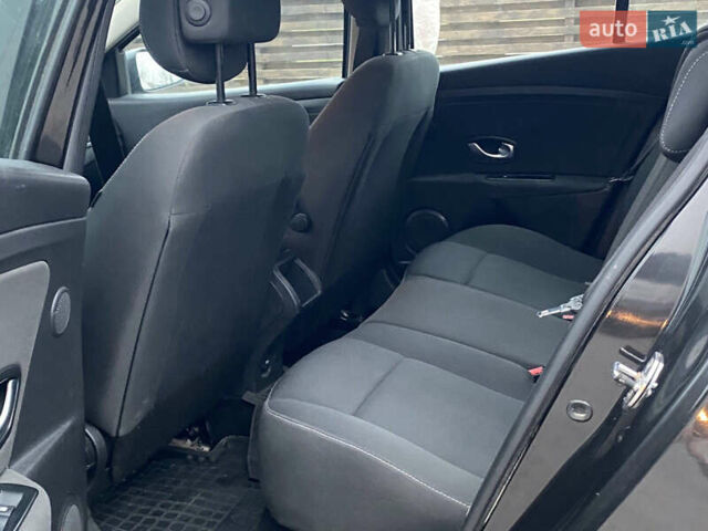 Чорний Рено Меган, об'ємом двигуна 1.6 л та пробігом 235 тис. км за 5499 $, фото 12 на Automoto.ua