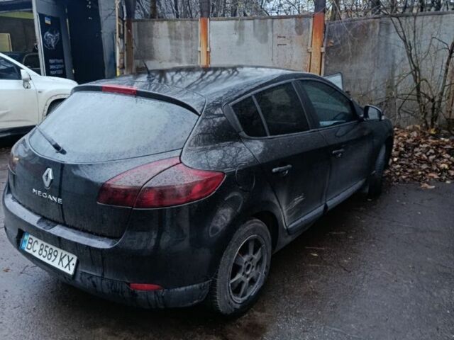 Черный Рено Меган, объемом двигателя 1.5 л и пробегом 3 тыс. км за 4300 $, фото 1 на Automoto.ua