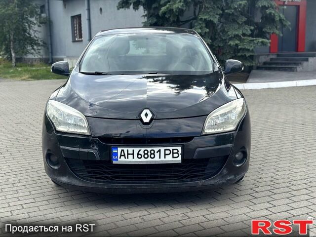 Рено Меган 2010 в Павлограде на Automoto.ua Черный Рено Меган, объемом двигателя 1.5 л и пробегом 0 тыс. км за 4800 $, фото 1 на Automoto.ua