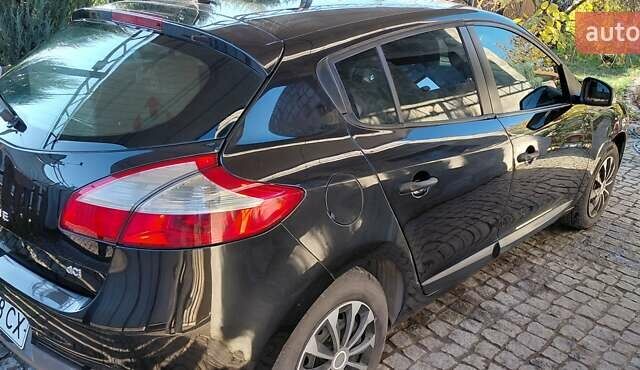 Черный Рено Меган, объемом двигателя 1.5 л и пробегом 260 тыс. км за 5600 $, фото 3 на Automoto.ua
