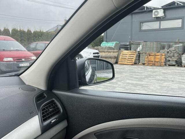 Чорний Рено Меган, об'ємом двигуна 1.6 л та пробігом 199 тис. км за 5500 $, фото 17 на Automoto.ua