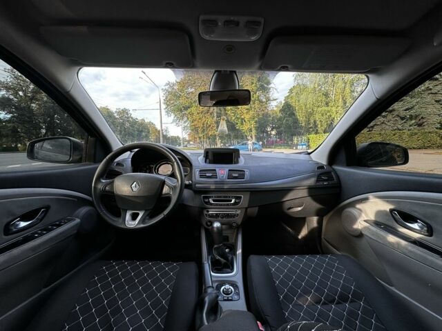 Рено Меган 2010 в Полтаве на Automoto.ua Черный Рено Меган, объемом двигателя 1.5 л и пробегом 280 тыс. км за 6300 $, фото 9 на Automoto.ua