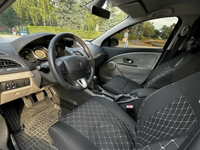 Рено Меган 2010 в Полтаве на Automoto.ua Черный Рено Меган, объемом двигателя 1.5 л и пробегом 280 тыс. км за 6300 $, фото 11 на Automoto.ua