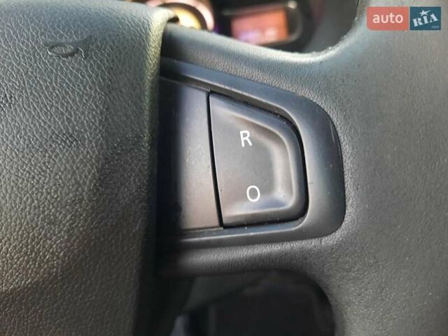 Чорний Рено Меган, об'ємом двигуна 1.6 л та пробігом 244 тис. км за 7400 $, фото 33 на Automoto.ua