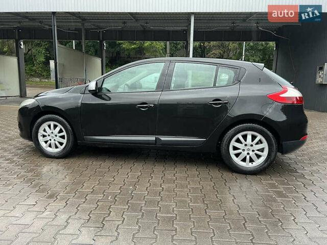 Чорний Рено Меган, об'ємом двигуна 1.6 л та пробігом 235 тис. км за 5499 $, фото 39 на Automoto.ua