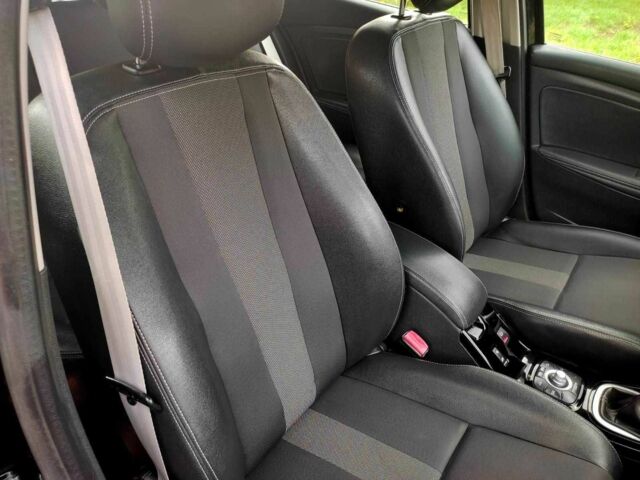 Черный Рено Меган, объемом двигателя 1.4 л и пробегом 198 тыс. км за 6500 $, фото 18 на Automoto.ua