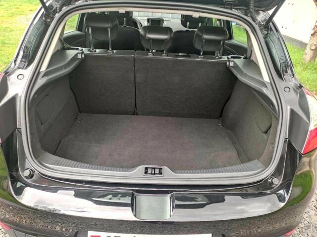 Черный Рено Меган, объемом двигателя 1.4 л и пробегом 198 тыс. км за 6500 $, фото 23 на Automoto.ua