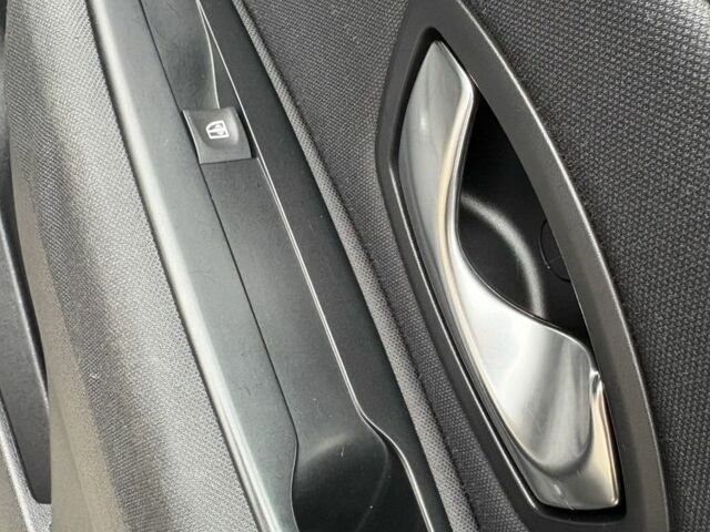 Чорний Рено Меган, об'ємом двигуна 0 л та пробігом 212 тис. км за 7500 $, фото 21 на Automoto.ua