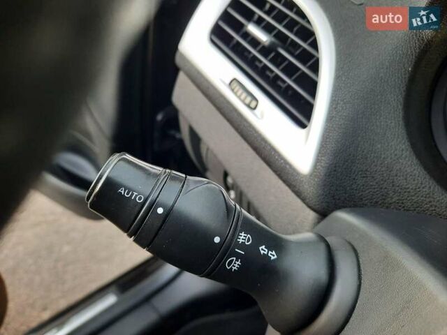 Чорний Рено Меган, об'ємом двигуна 1.6 л та пробігом 244 тис. км за 7400 $, фото 29 на Automoto.ua