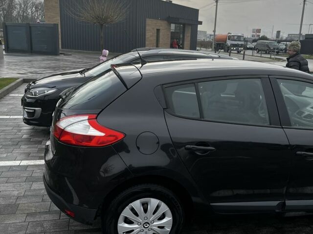 Чорний Рено Меган, об'ємом двигуна 1.6 л та пробігом 199 тис. км за 5500 $, фото 12 на Automoto.ua