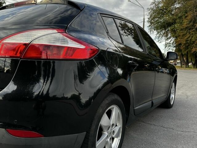 Черный Рено Меган, объемом двигателя 1.5 л и пробегом 280 тыс. км за 6300 $, фото 14 на Automoto.ua