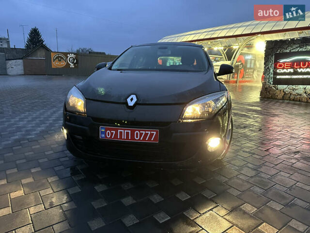 Черный Рено Меган, объемом двигателя 1.6 л и пробегом 155 тыс. км за 7700 $, фото 25 на Automoto.ua