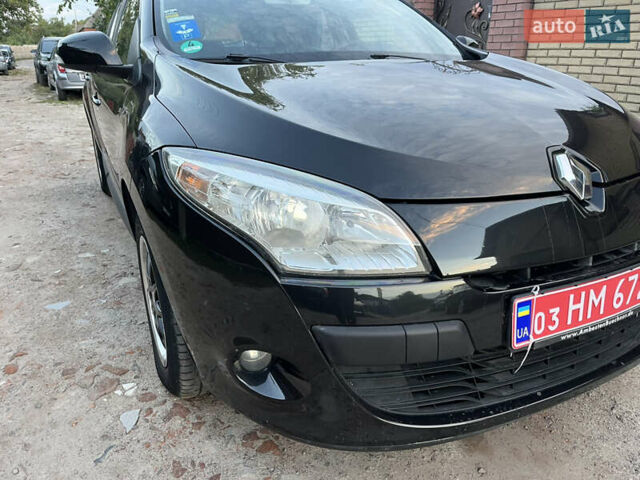 Чорний Рено Меган, об'ємом двигуна 1.6 л та пробігом 225 тис. км за 7150 $, фото 2 на Automoto.ua