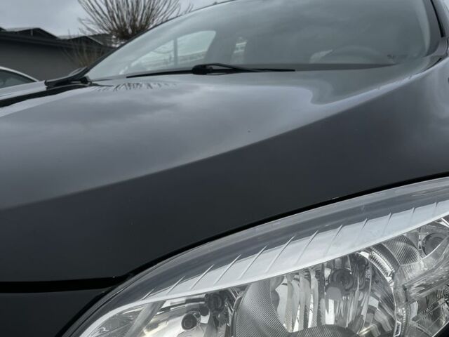 Чорний Рено Меган, об'ємом двигуна 1.6 л та пробігом 199 тис. км за 5500 $, фото 13 на Automoto.ua