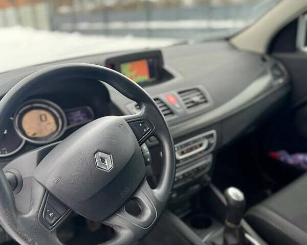 Чорний Рено Меган, об'ємом двигуна 1.46 л та пробігом 330 тис. км за 5200 $, фото 10 на Automoto.ua