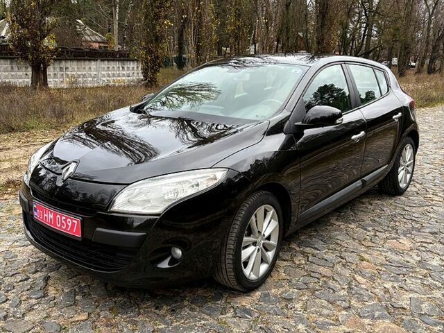 Чорний Рено Меган, об'ємом двигуна 1.6 л та пробігом 212 тис. км за 7500 $, фото 2 на Automoto.ua