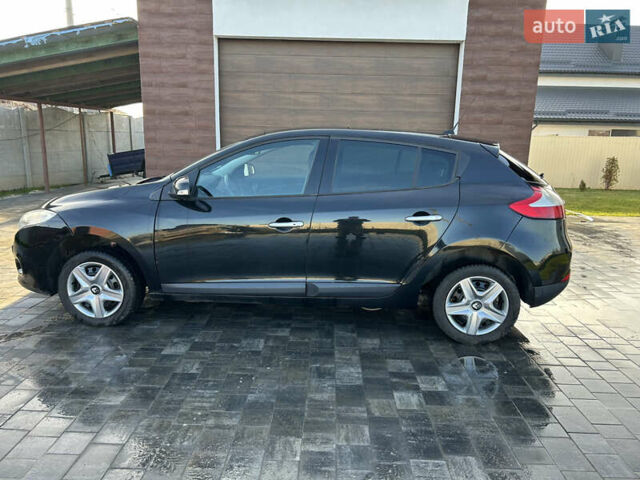 Черный Рено Меган, объемом двигателя 1.46 л и пробегом 194 тыс. км за 7200 $, фото 6 на Automoto.ua