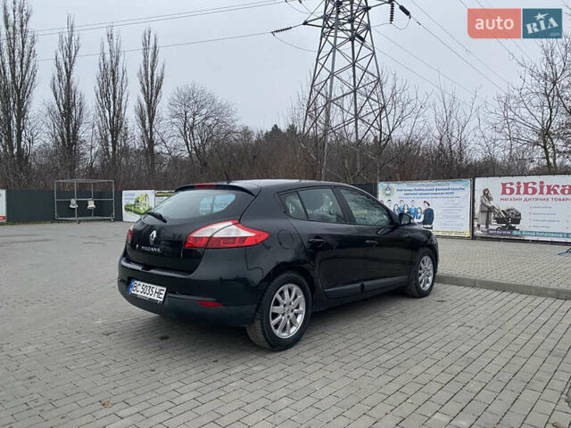 Чорний Рено Меган, об'ємом двигуна 1.6 л та пробігом 235 тис. км за 5499 $, фото 1 на Automoto.ua