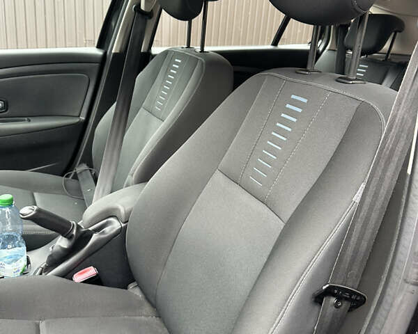 Чорний Рено Меган, об'ємом двигуна 1.5 л та пробігом 280 тис. км за 7200 $, фото 14 на Automoto.ua