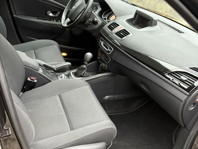 Чорний Рено Меган, об'ємом двигуна 0 л та пробігом 212 тис. км за 7500 $, фото 1 на Automoto.ua