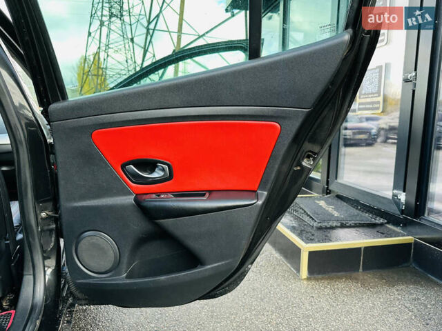 Черный Рено Меган, объемом двигателя 1.6 л и пробегом 250 тыс. км за 6500 $, фото 20 на Automoto.ua