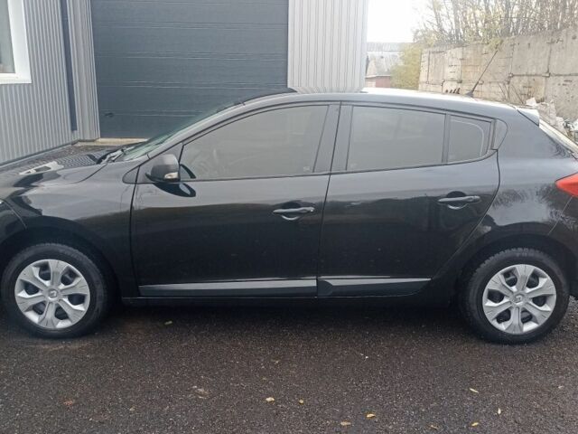 Черный Рено Меган, объемом двигателя 0 л и пробегом 295 тыс. км за 5300 $, фото 5 на Automoto.ua