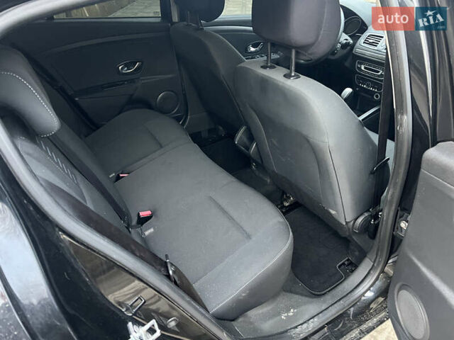 Чорний Рено Меган, об'ємом двигуна 1.46 л та пробігом 170 тис. км за 2500 $, фото 12 на Automoto.ua