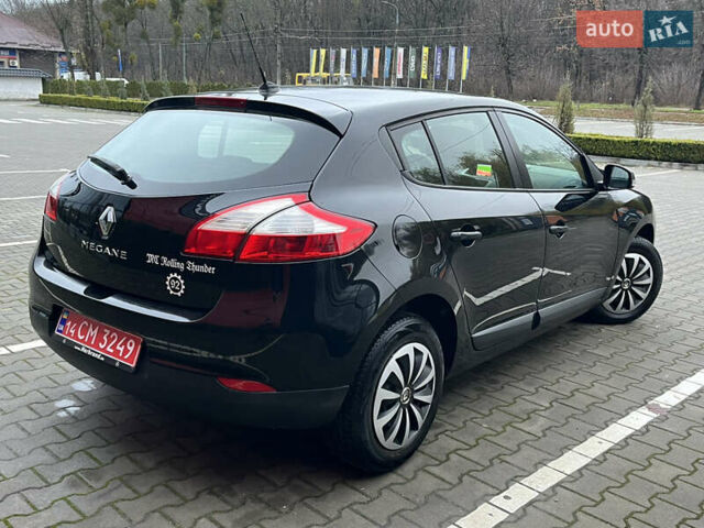 Черный Рено Меган, объемом двигателя 1.6 л и пробегом 153 тыс. км за 7200 $, фото 14 на Automoto.ua