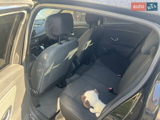 Чорний Рено Меган, об'ємом двигуна 1.46 л та пробігом 170 тис. км за 2500 $, фото 19 на Automoto.ua